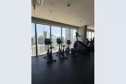 151 SE 1st St #405, Miami, FL 33131 - Photo 22