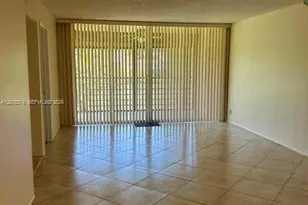 1811 Sabal Palm Dr, Davie, FL 33324 - Photo 14