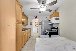 19137 NW 47th Ave, Miami Gardens, FL 33055 - Photo 6
