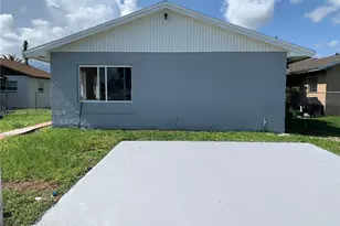 756 NW 5th St, Florida City, FL 33034 - Photo 2