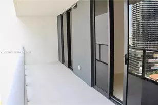 1010 Brickell Ave, Miami, FL 33131 - Photo 20