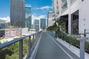1010 Brickell Ave, Miami, FL 33131 - Photo 14