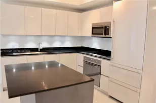 1010 Brickell Ave, Miami, FL 33131 - Photo 16