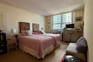 1155 Brickell Bay Dr, Miami, FL 33131 - Photo 8