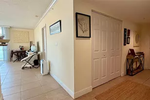 1155 Brickell Bay Dr, Miami, FL 33131 - Photo 4