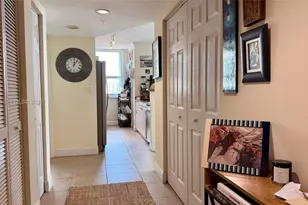 1155 Brickell Bay Dr, Miami, FL 33131 - Photo 6