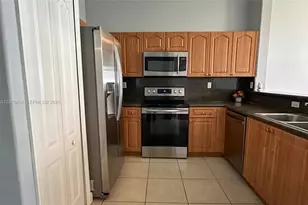 2908 SE 17th Ave, Homestead, FL 33035 - Photo 6