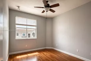 2908 SE 17th Ave, Homestead, FL 33035 - Photo 8