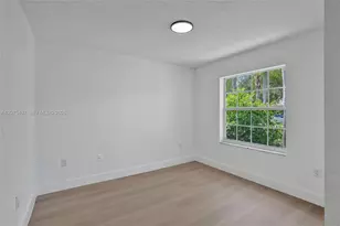 4114 Sapphire St, Weston, FL 33331 - Photo 8