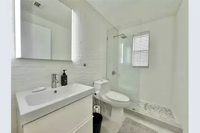 1542 Drexel Ave #108, Miami Beach, FL 33139 - Photo 4