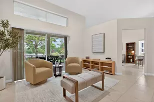 370 Carrington Dr, Weston, FL 33326 - Photo 2