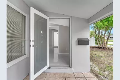 6800 Raleigh St, Hollywood, FL 33024 - Photo 4