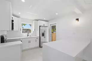 275 W 13th St, Hialeah, FL 33010 - Photo 16