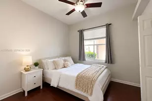 1776 Aspen Ln, Weston, FL 33327 - Photo 8