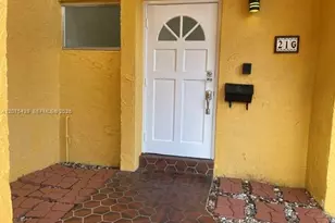13721 SW 84th St, Miami, FL 33183 - Photo 2