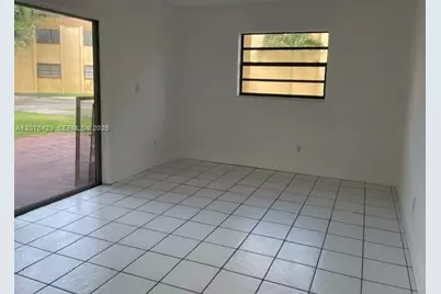 13721 SW 84th St #G, Miami, FL 33183 - Photo 4