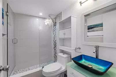 300 SW 134th Way #413E, Pembroke Pines, FL 33027 - Photo 8