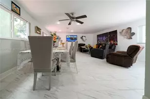 6944 SW 10th Ct, Pembroke Pines, FL 33023 - Photo 6