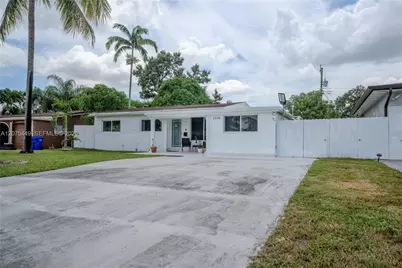 6944 SW 10th Ct, Pembroke Pines, FL 33023 - Photo 2