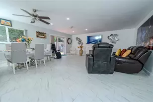 6944 SW 10th Ct, Pembroke Pines, FL 33023 - Photo 8