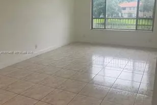 9962 Twin Lakes Dr, Coral Springs, FL 33071 - Photo 8