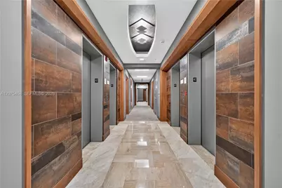 31 SE 5th St #4212, Miami, FL 33131 - Photo 52