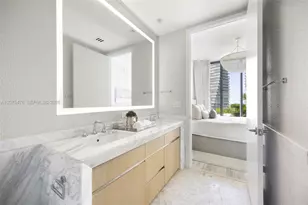 2831 S Bayshore Dr, Coconut Grove, FL 33133 - Photo 28