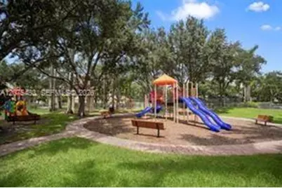1800 NW 78th Ave, Pembroke Pines, FL 33024 - Photo 70