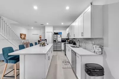 25057 SW 108th Ave, Homestead, FL 33032 - Photo 6