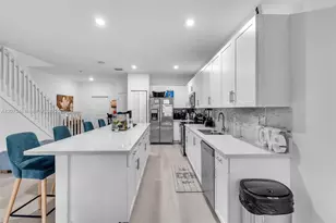 25057 SW 108th Ave, Homestead, FL 33032 - Photo 6