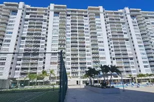 18021 Biscayne Blvd, Aventura, FL 33160 - Photo 24