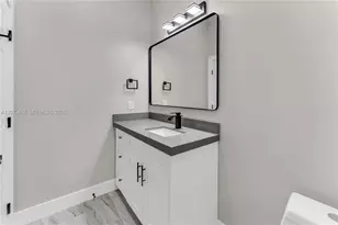 512 NW 23rd Ave, Fort Lauderdale, FL 33311 - Photo 20