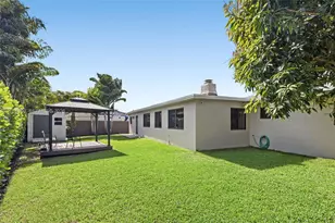 1391 NW 18th St, Homestead, FL 33030 - Photo 18