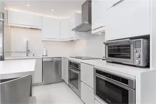 60 SW 13th St, Miami, FL 33130 - Photo 20