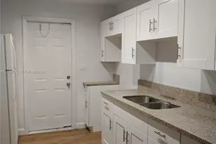 14160 SW 88th Ave, Palmetto Bay, FL 33176 - Photo 6