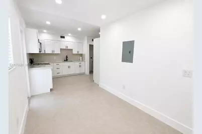 7239 NW Third St, Miami, FL 33126 - Photo 12