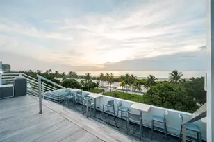 1060 Ocean Dr, Miami Beach, FL 33139 - Photo 10
