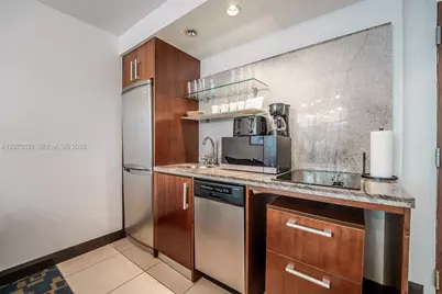 1060 Ocean Dr #D204, Miami Beach, FL 33139 - Photo 24