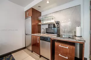 1060 Ocean Dr, Miami Beach, FL 33139 - Photo 24