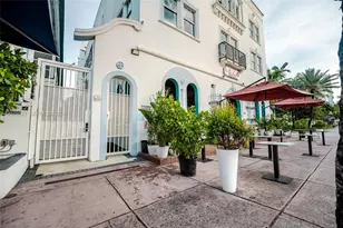 1060 Ocean Dr, Miami Beach, FL 33139 - Photo 18