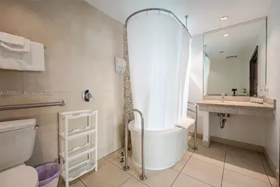 1060 Ocean Dr #D204, Miami Beach, FL 33139 - Photo 20