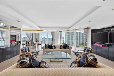 19707 Turnberry Way #22A, Aventura, FL 33180 - Photo 4