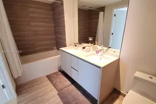 1010 Brickell Ave, Miami, FL 33131 - Photo 16