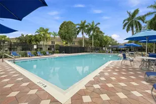 355 SW 121st Ave, Pembroke Pines, FL 33025 - Photo 20