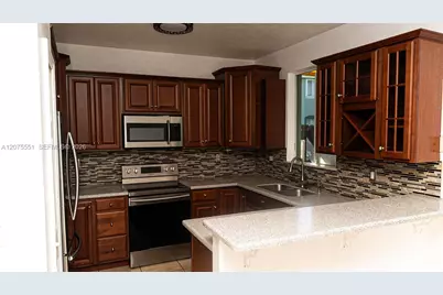 1484 24th Ct #343, Homestead, FL 33035 - Photo 6