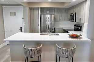17375 Collins Ave, Sunny Isles Beach, FL 33160 - Photo 10
