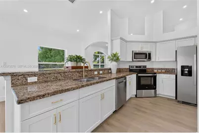 10641 SW 20th Ct, Miramar, FL 33025 - Photo 14