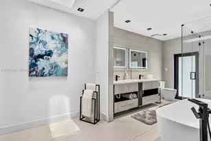 343 Centre Is, Golden Beach, FL 33160 - Photo 20