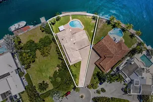 343 Centre Is, Golden Beach, FL 33160 - Photo 40