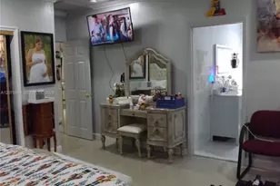 217 W 34th St, Hialeah, FL 33012 - Photo 12